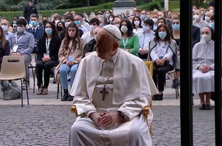 30 SANKTUĀRIJI UN LŪGŠANU VIETAS, STARP TĀM ARĪ MEDŽUGORJE, KOPĀ AR PĀVESTU FRANCISKU VIENOJAS LŪGŠANĀ PAR PANDĒMIJAS NOSLĒGŠANOS